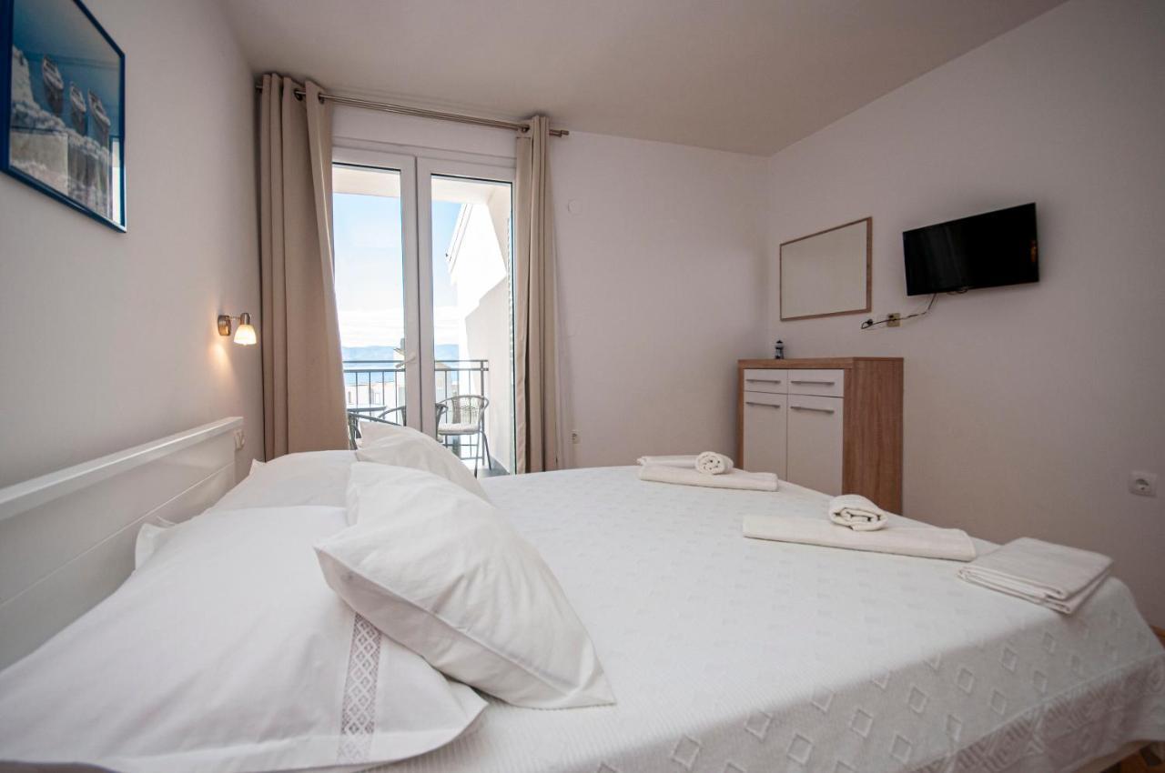 Apartments And Rooms Nikola Omiš Exteriér fotografie