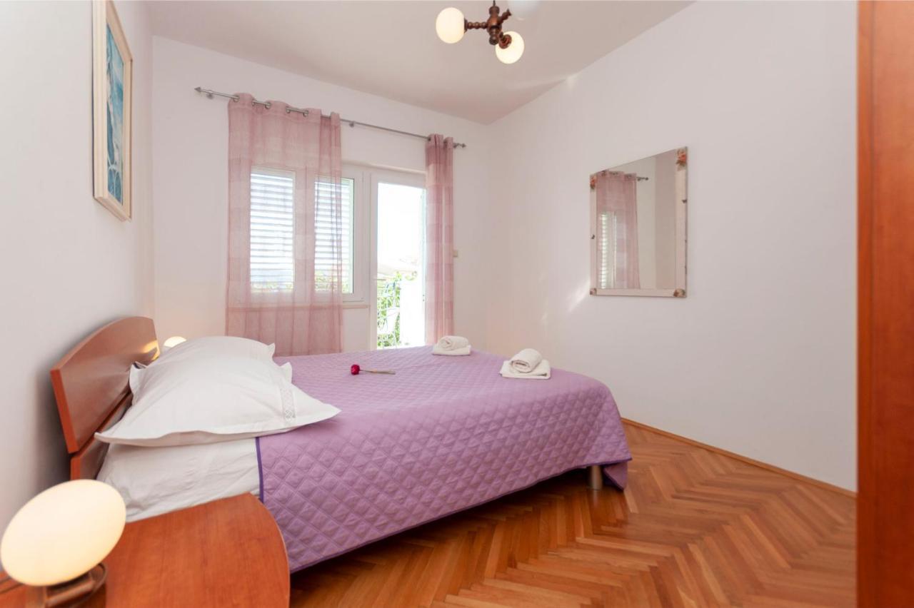 Apartments And Rooms Nikola Omiš Exteriér fotografie